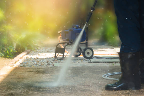 Best Pool Deck Cleaning  in Mechanicville, NY